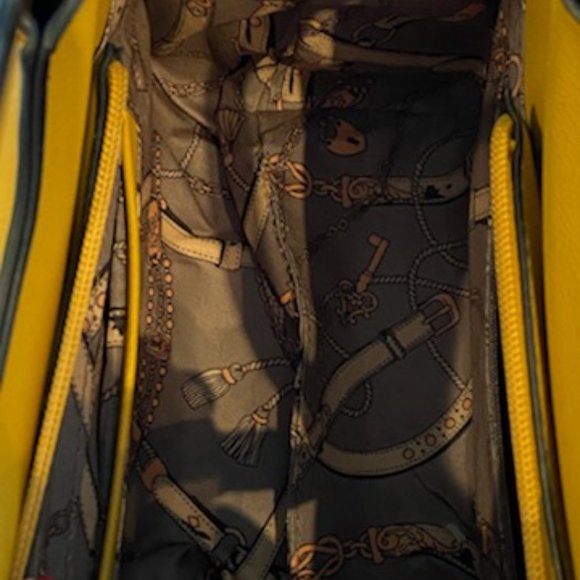 Mustard Yellow Purse - Picture 9 of 13